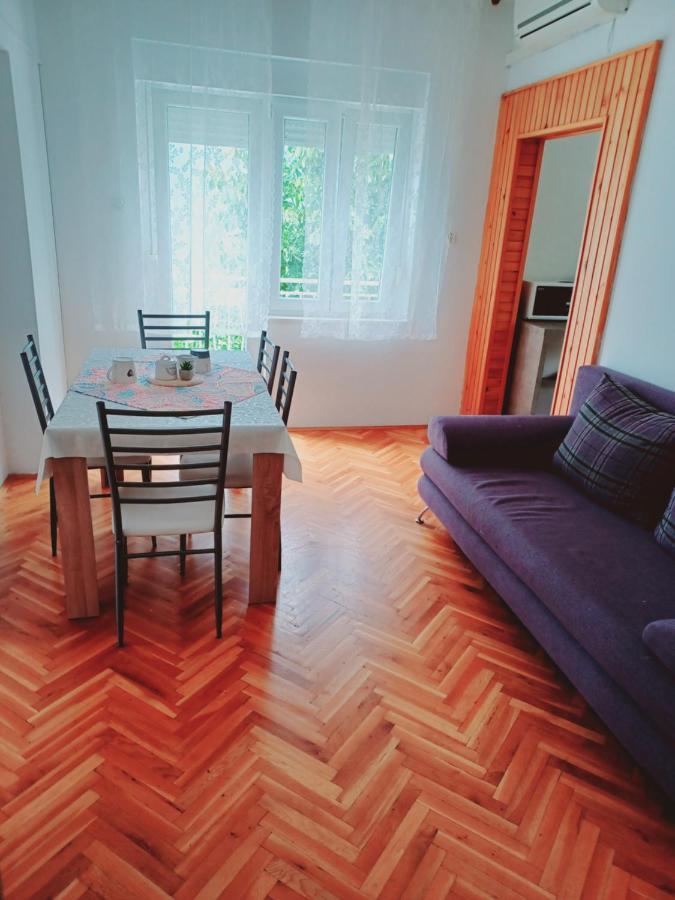 Apartment Lucija 드라말리 외부 사진